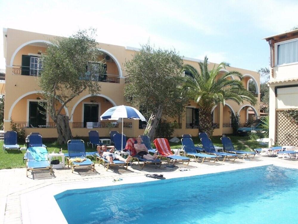 Olive Grove Hotel Sidárion Exterior photo